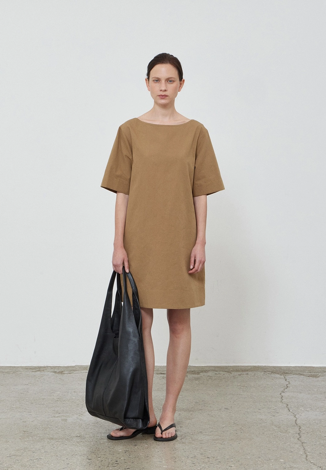 노티아 STITCH LINEN HALF ONE-PIECE - BROWN 상품 이미지 1