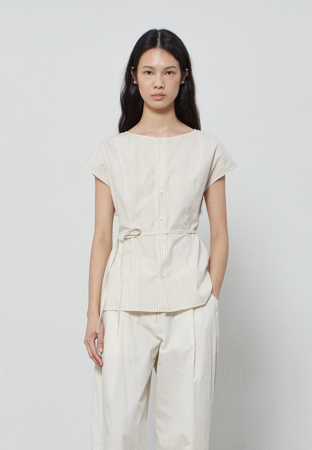 노티아 BOAT NECK CAP-SLEEVE BLOUSE - BEIGE STRIPE 상품 이미지 1