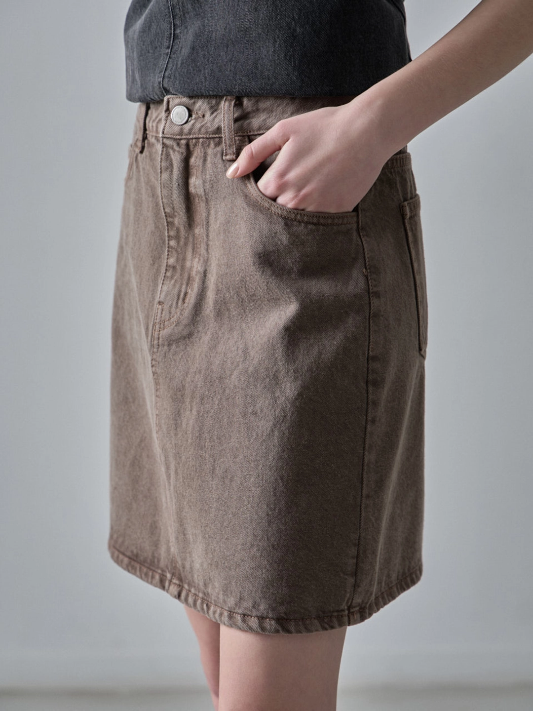 파사드패턴 클래식 데님 미니 스커트_vintage brown 상품 이미지 2