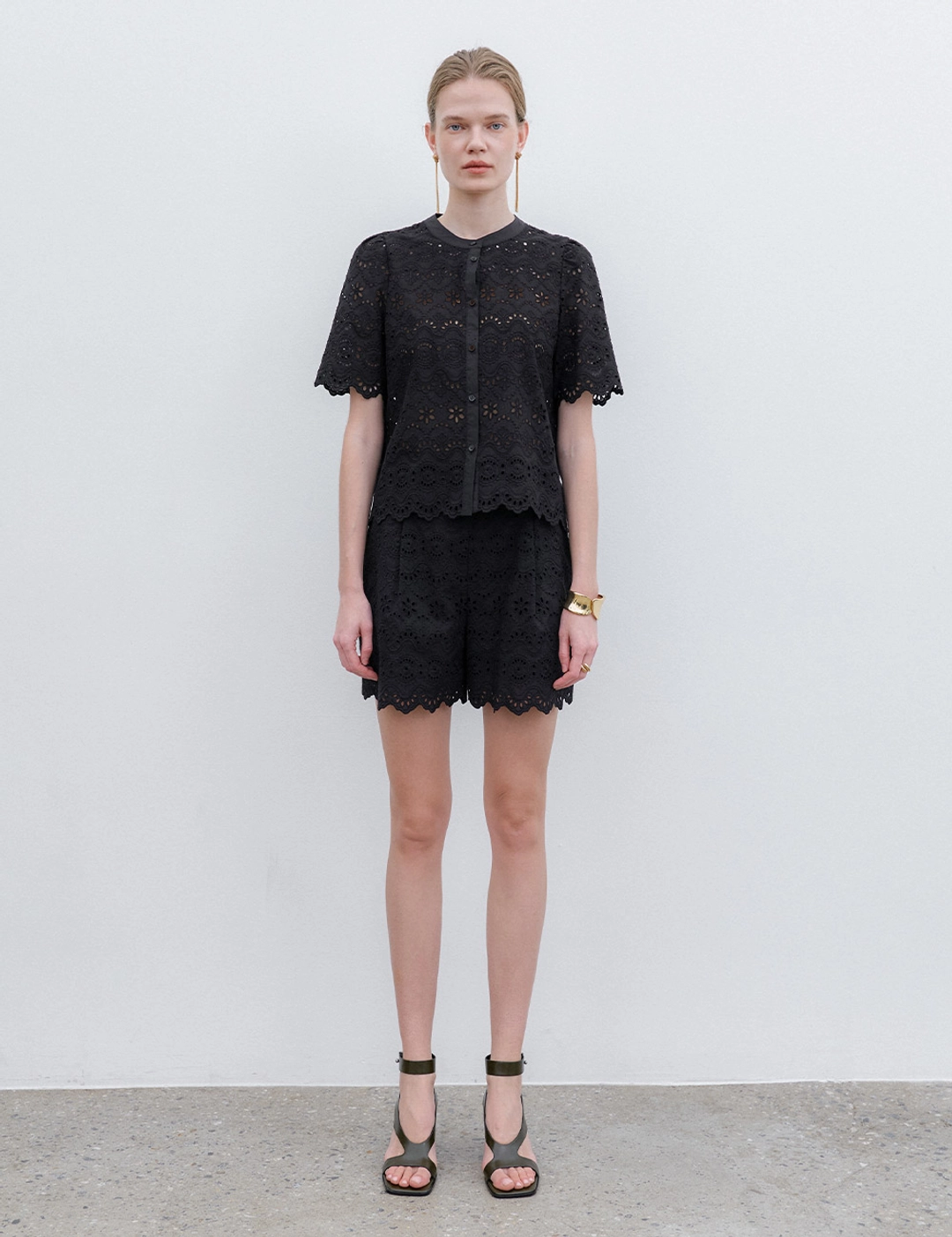 노미나떼 3rd / Iris Lace Shorts (Black) 상품 이미지 2