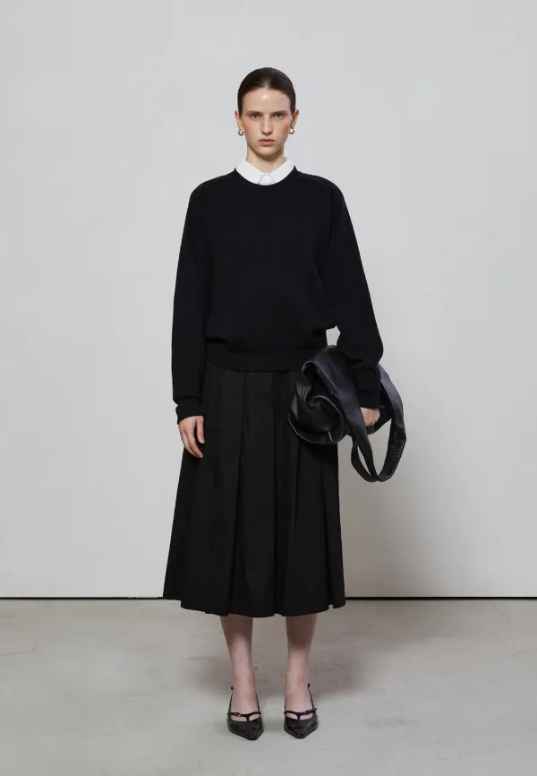 VOLUME PLEATS LONG SKIRT - BLACK