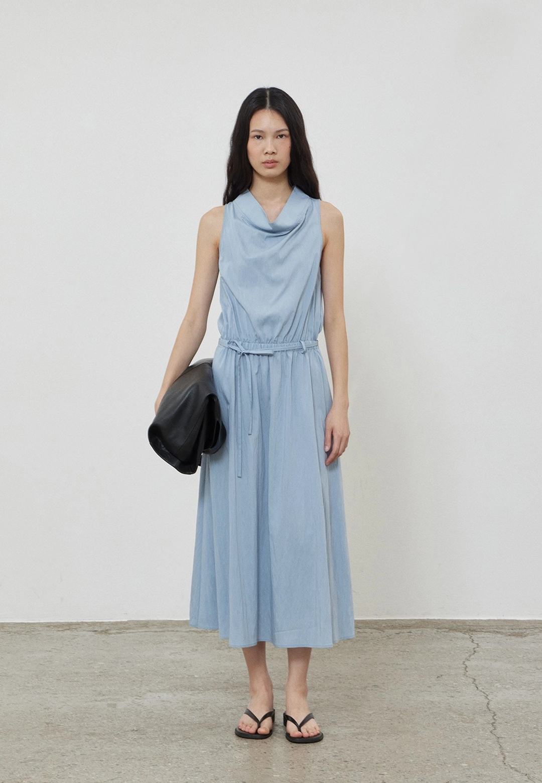 노티아 COWL DRAPE LONG DRESS - BLUE 상품 이미지 1