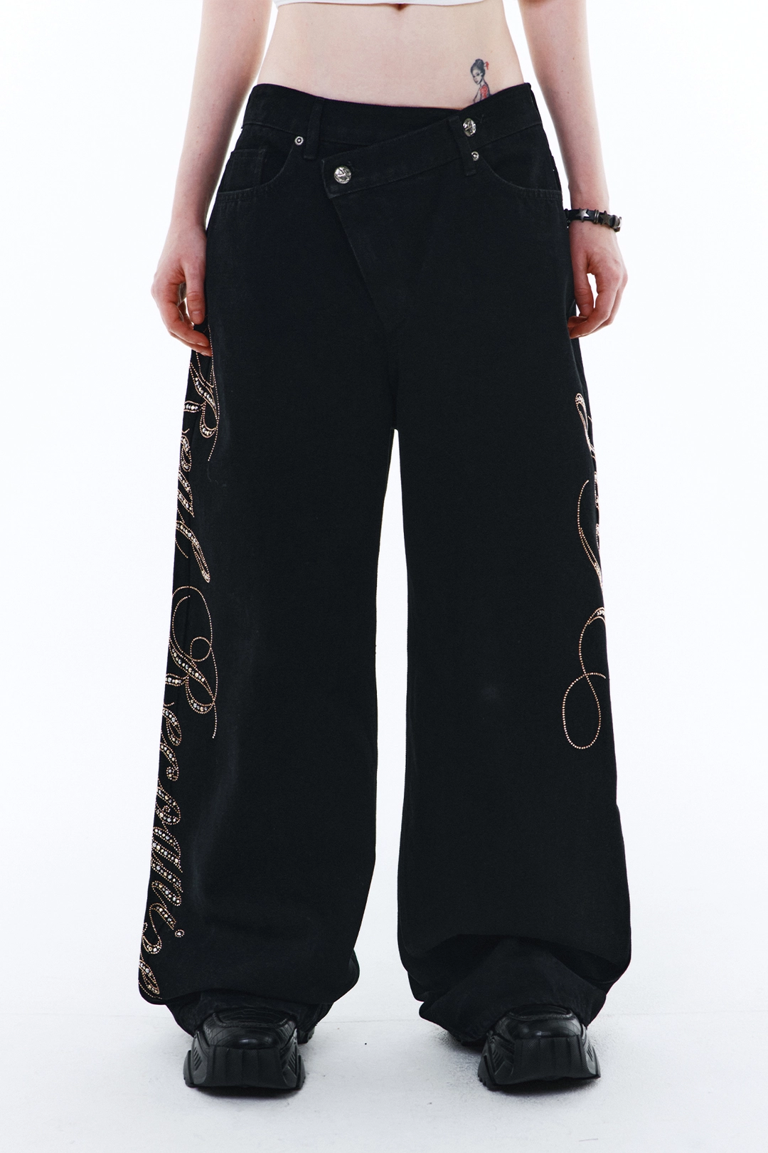 와이이이엘 YEEL SIDE CUBIC DENIM PANTS BLACK 상품 이미지 2
