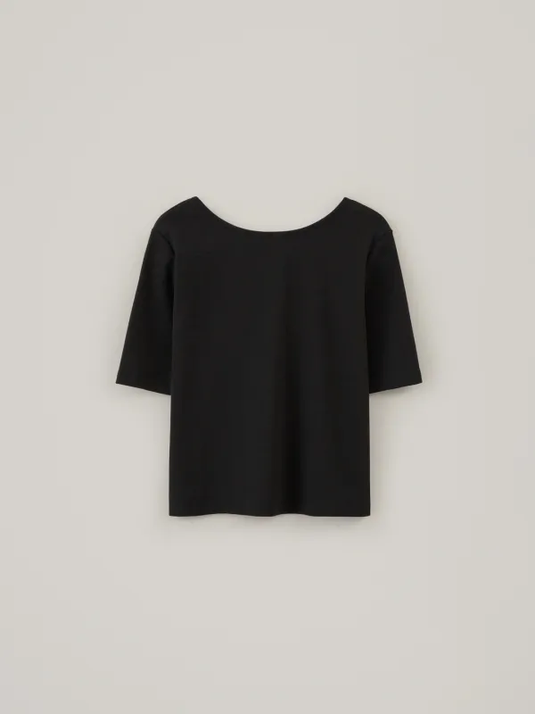 [5.27 예약 배송] Scoop Half Top - Black