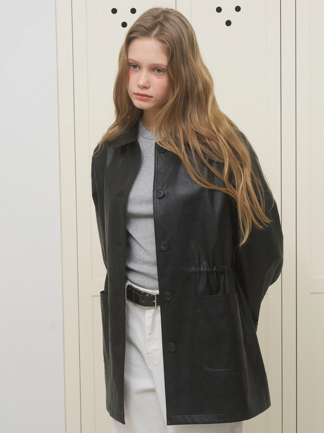 어몽 A ROUND COLLAR FAUX LEATHER JACKET_BLACK 상품 이미지 1