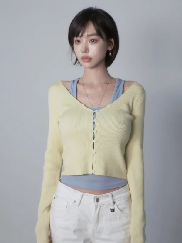 Button Hook V-Ribbed Cardi