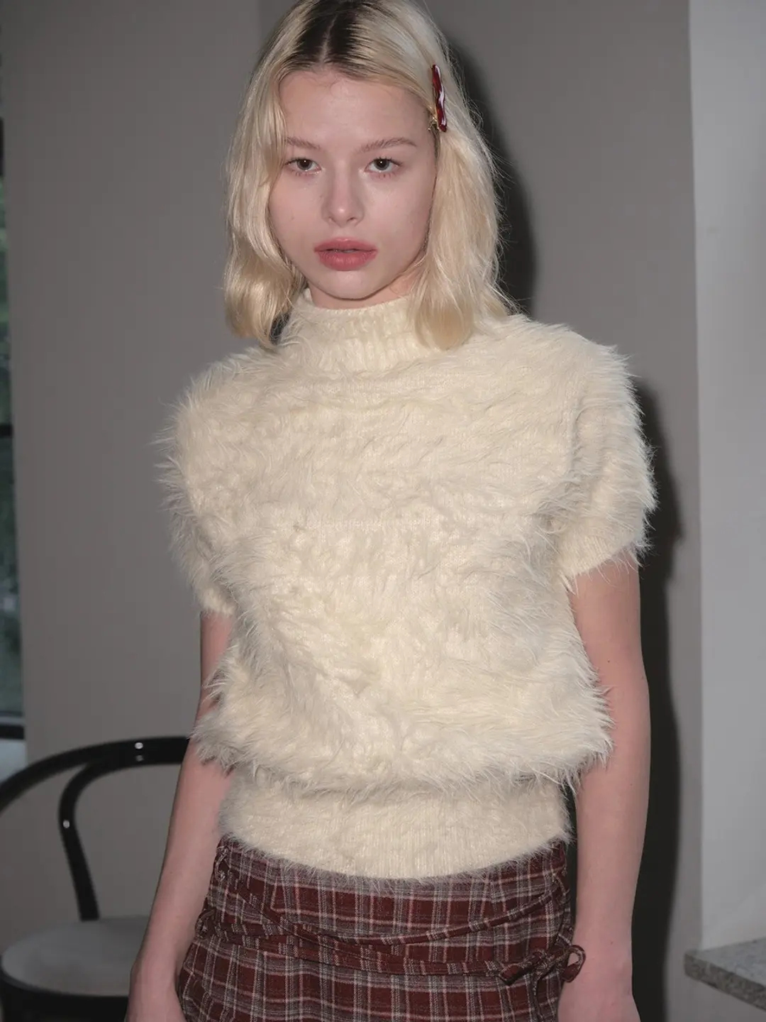 마가린핑거스 [9/18 예약 발송] [리오더] HAIRY HIGH NECK KNIT (LIGHT YELLOW) 상품 이미지 2