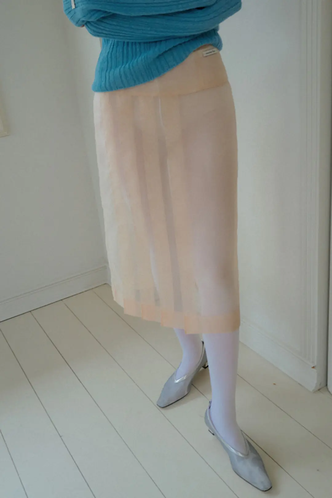 오버듀플레어 SHEER ORGANZA PLEATED SKIRT_PEACH CREAM 상품 이미지 2