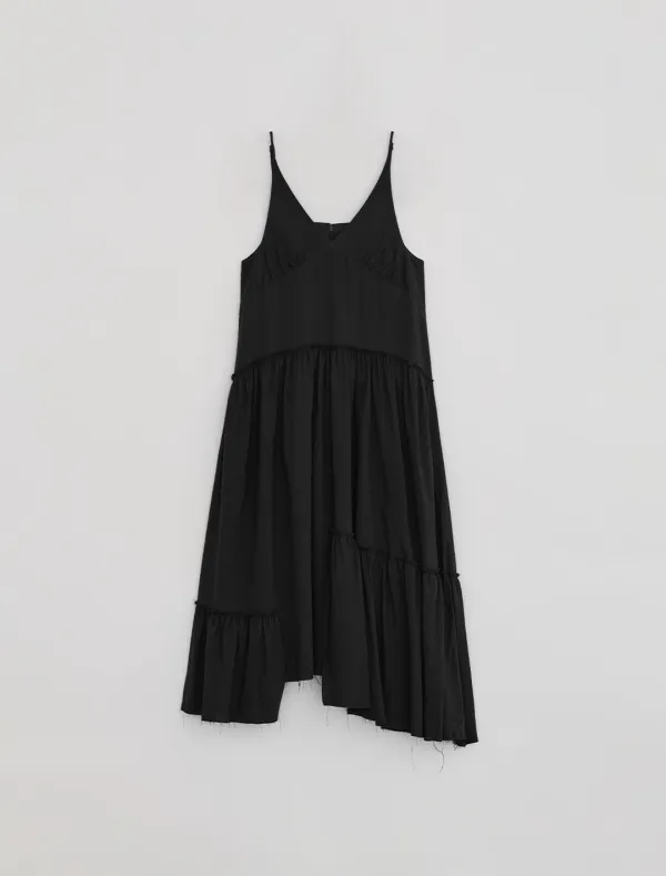 SLEEVELESS SHIRRING DRESS [BLACK]