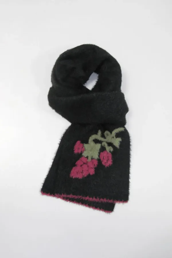 Handmade Grape Muffler (Black)