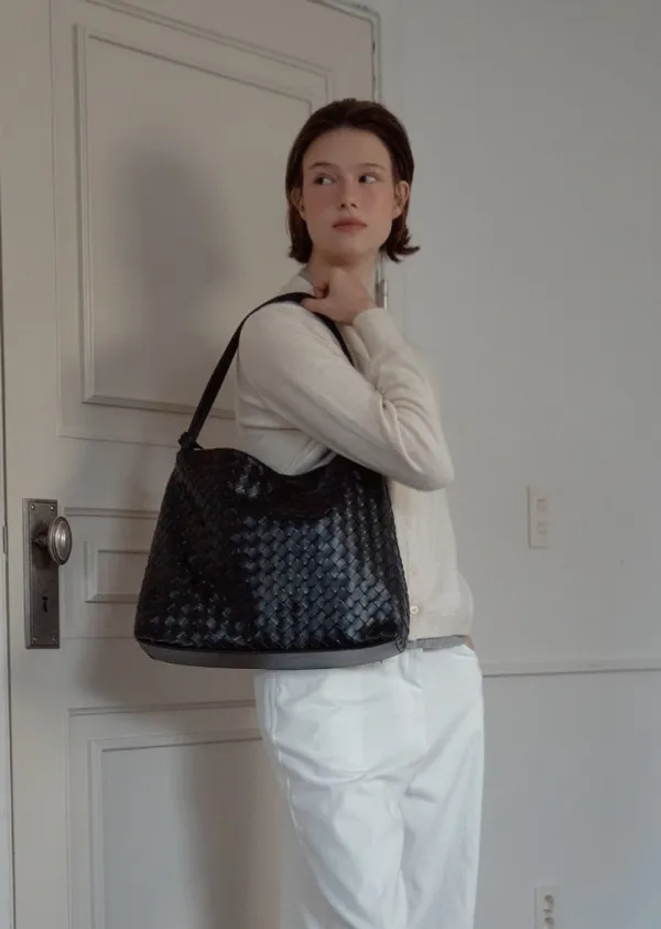 ANC WEAVING MESH BAG_BLACK