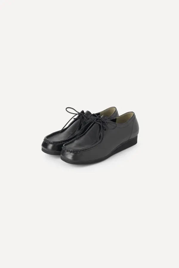 Peter Moccasin