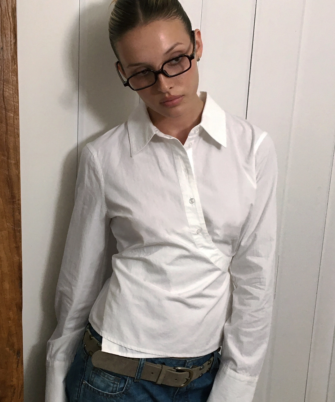 비터셀즈 Twist Crop Shirt-Ivory 상품 이미지 2