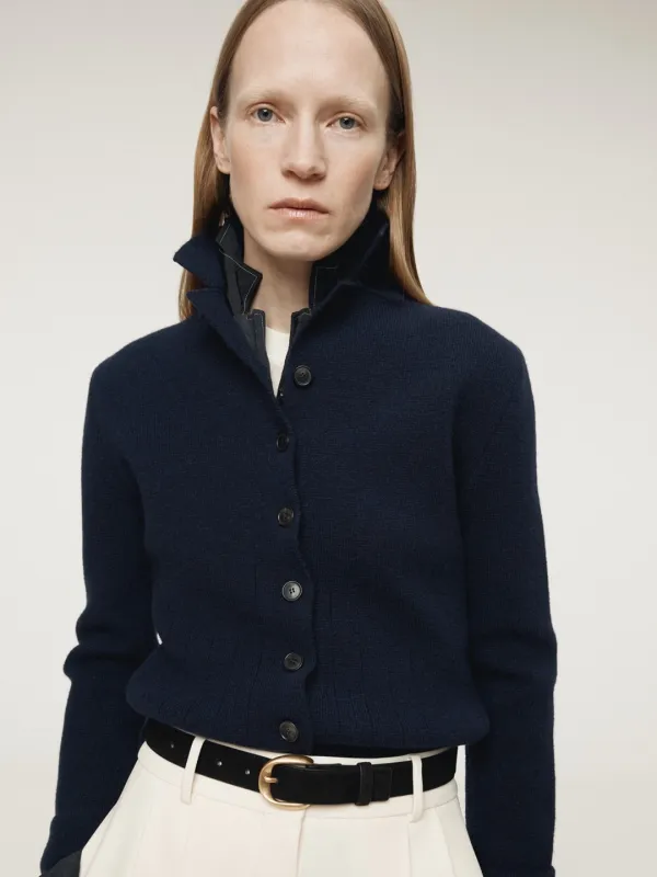 BUTTON UP KNIT CARDIGAN (DARK NAVY)