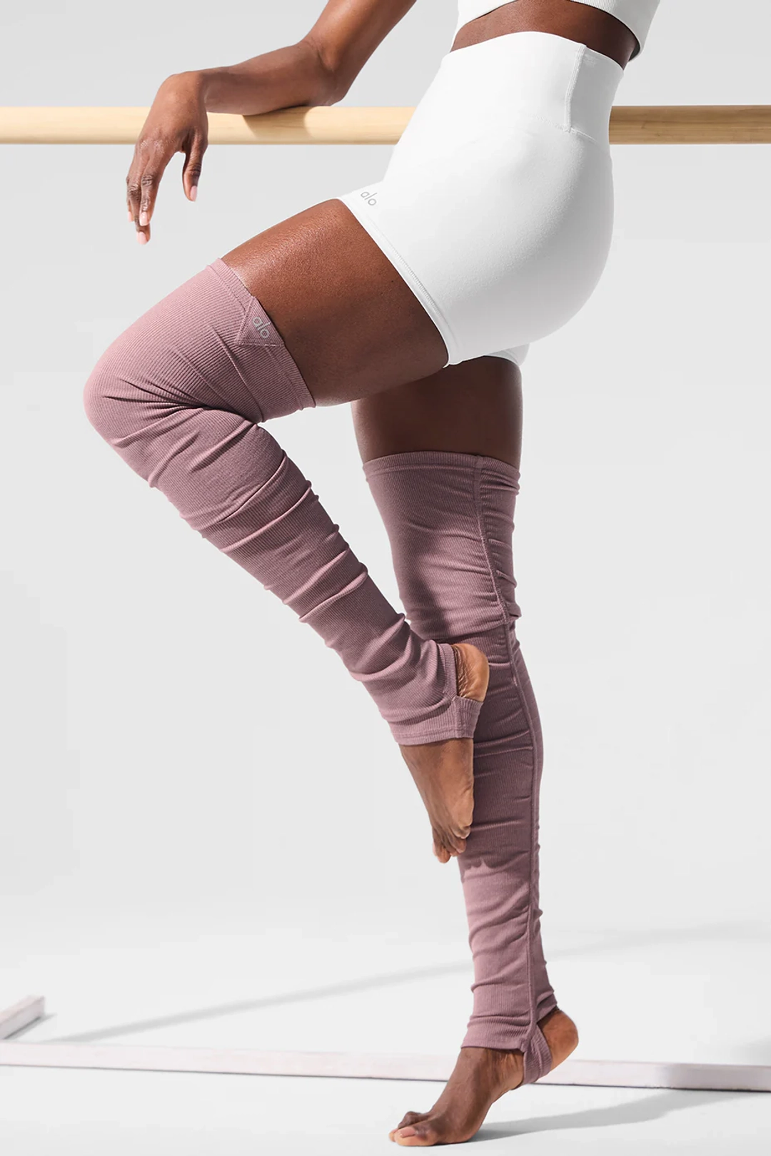 알로요가 Goddess Leg Warmers - Smoky Quartz Heather 상품 이미지 2