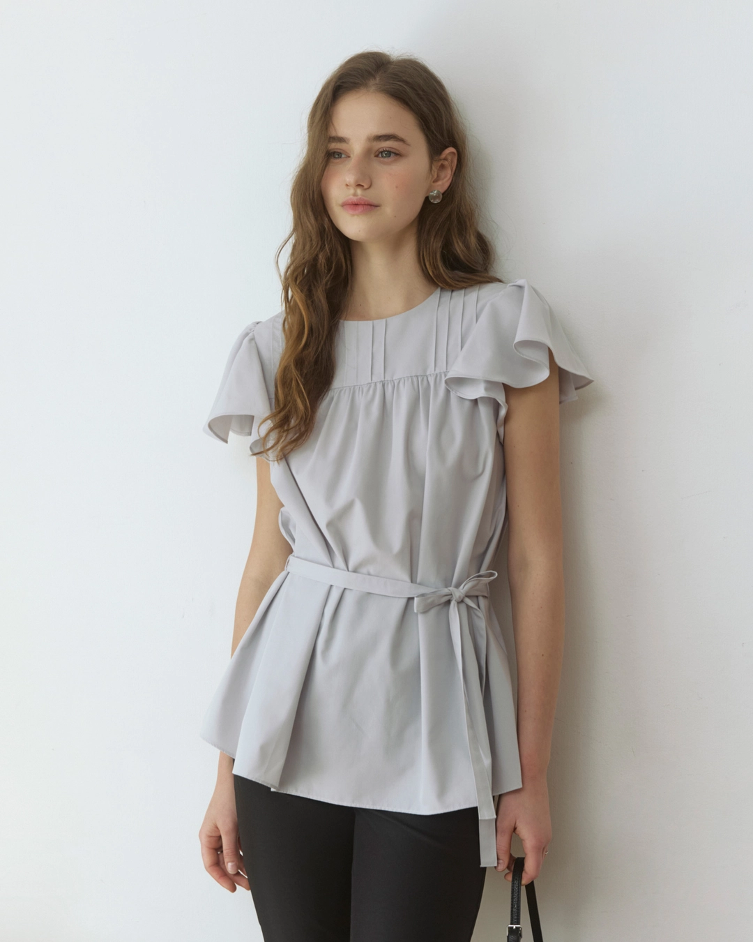 어다울 Pixie ruffle wing belted blouse - pale grey 상품 이미지 1
