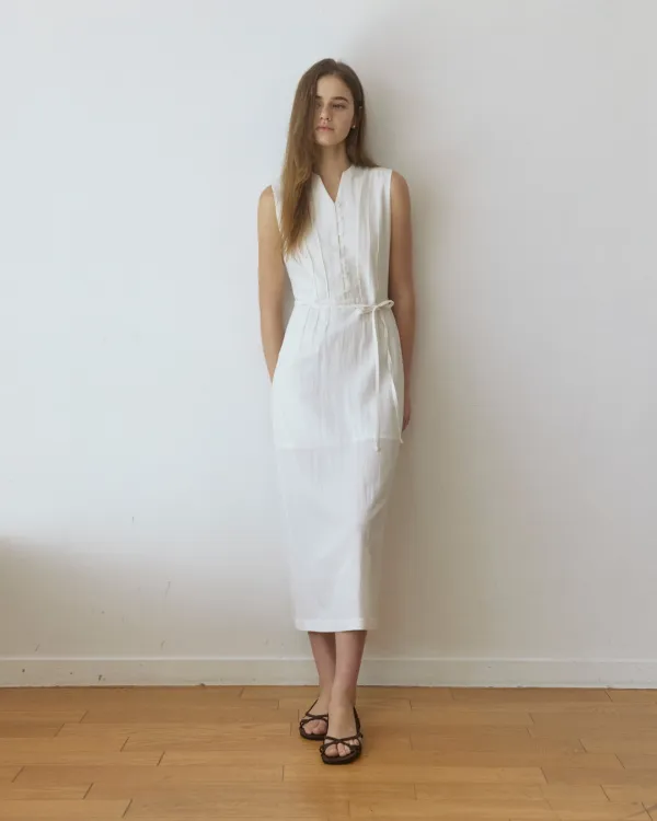 V cut sleeveless long dress - white