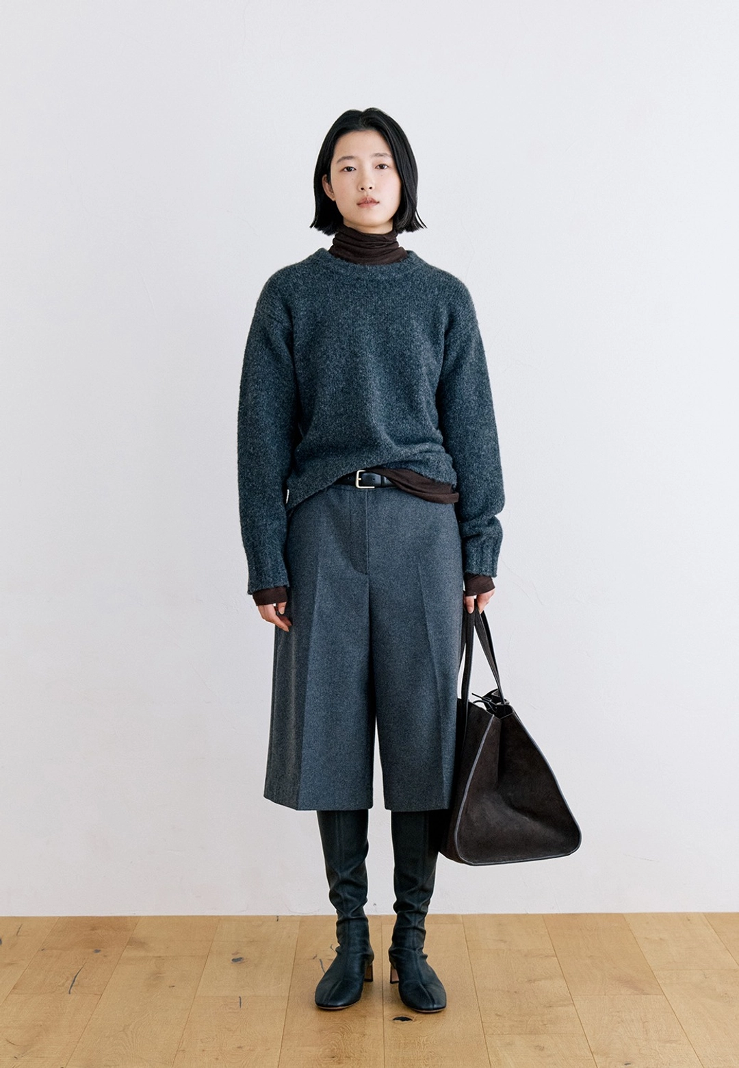 노티아 WOOL BERMUDA STANDARD FIT PANTS - GRAY 상품 이미지 1