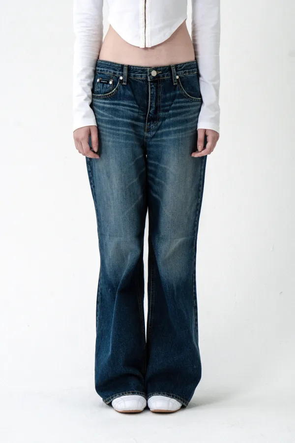 CAKE WIDE DENIM PANTS LIGHT BLUE