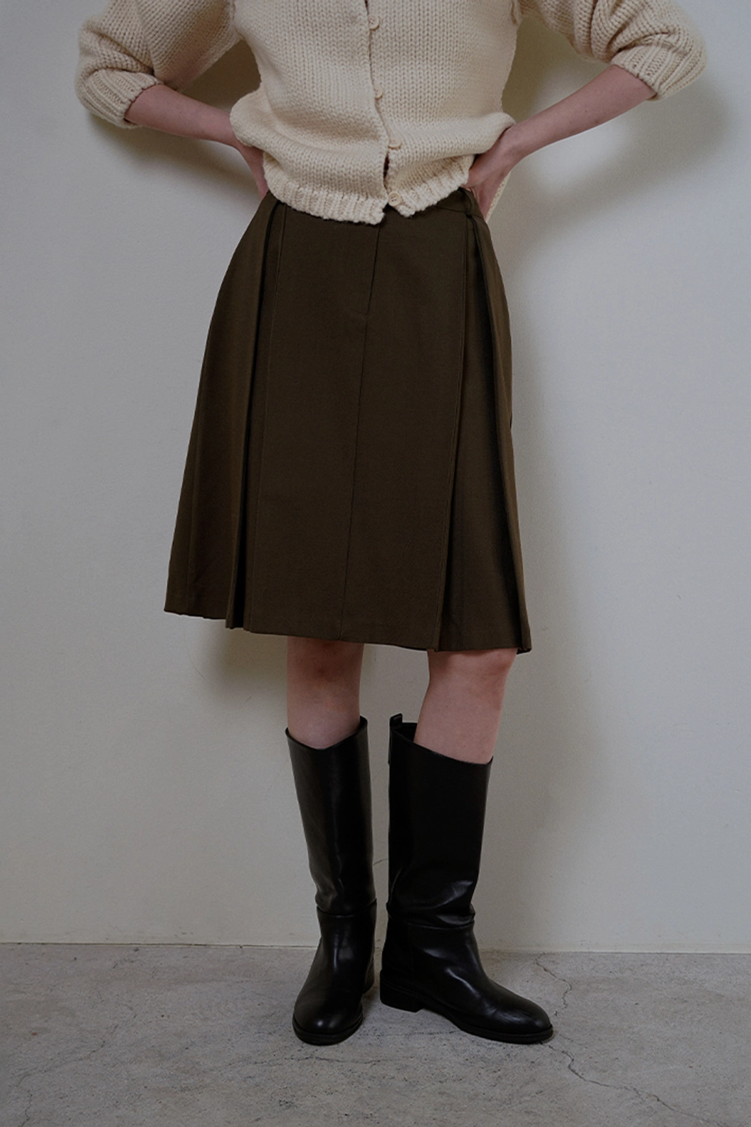 위드아웃썸머 Page pintuck skirt_khaki 상품 이미지 2