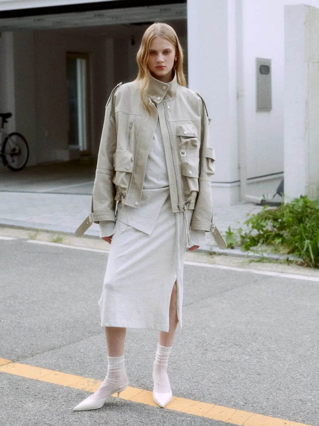 뮤제 EXELMANS Multi Pocket Utility Woven Jacket_Beige 상품 이미지 2