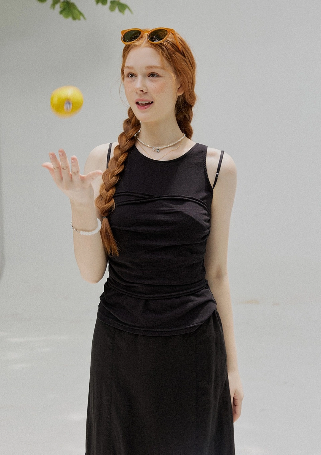 오픈도어 Crossed sleeveless Black 상품 이미지 2
