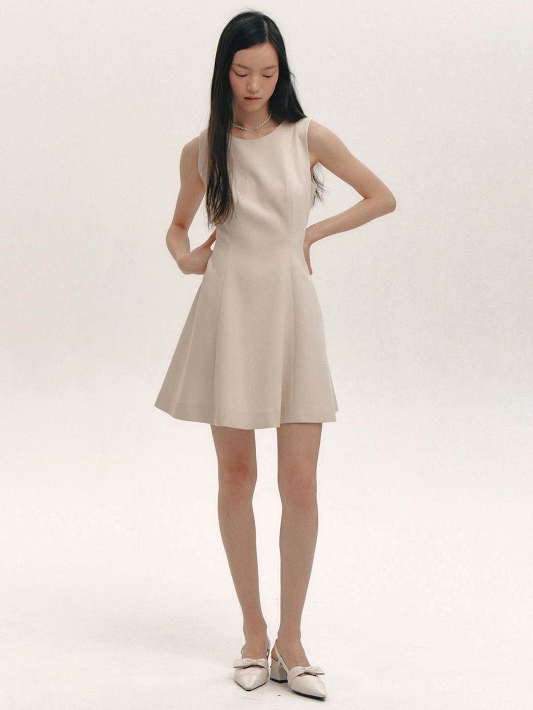 플로움 Bud Sleeveless Dress - Mini(2color) 상품 이미지 1