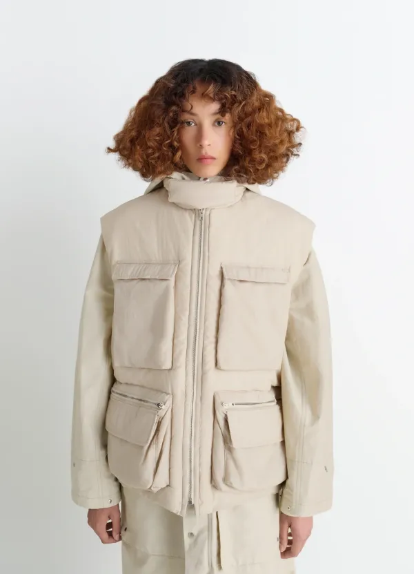 WADDED GILET WITH POCKETS IN LIGHT NYLON