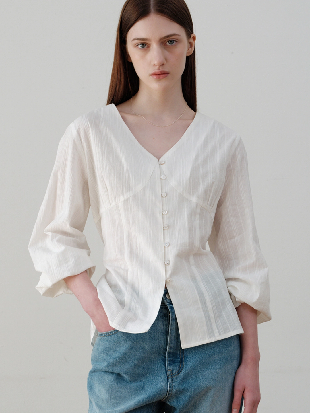 아워코모스 comos 1132 line shirring blouse (ivory) 상품 이미지 1
