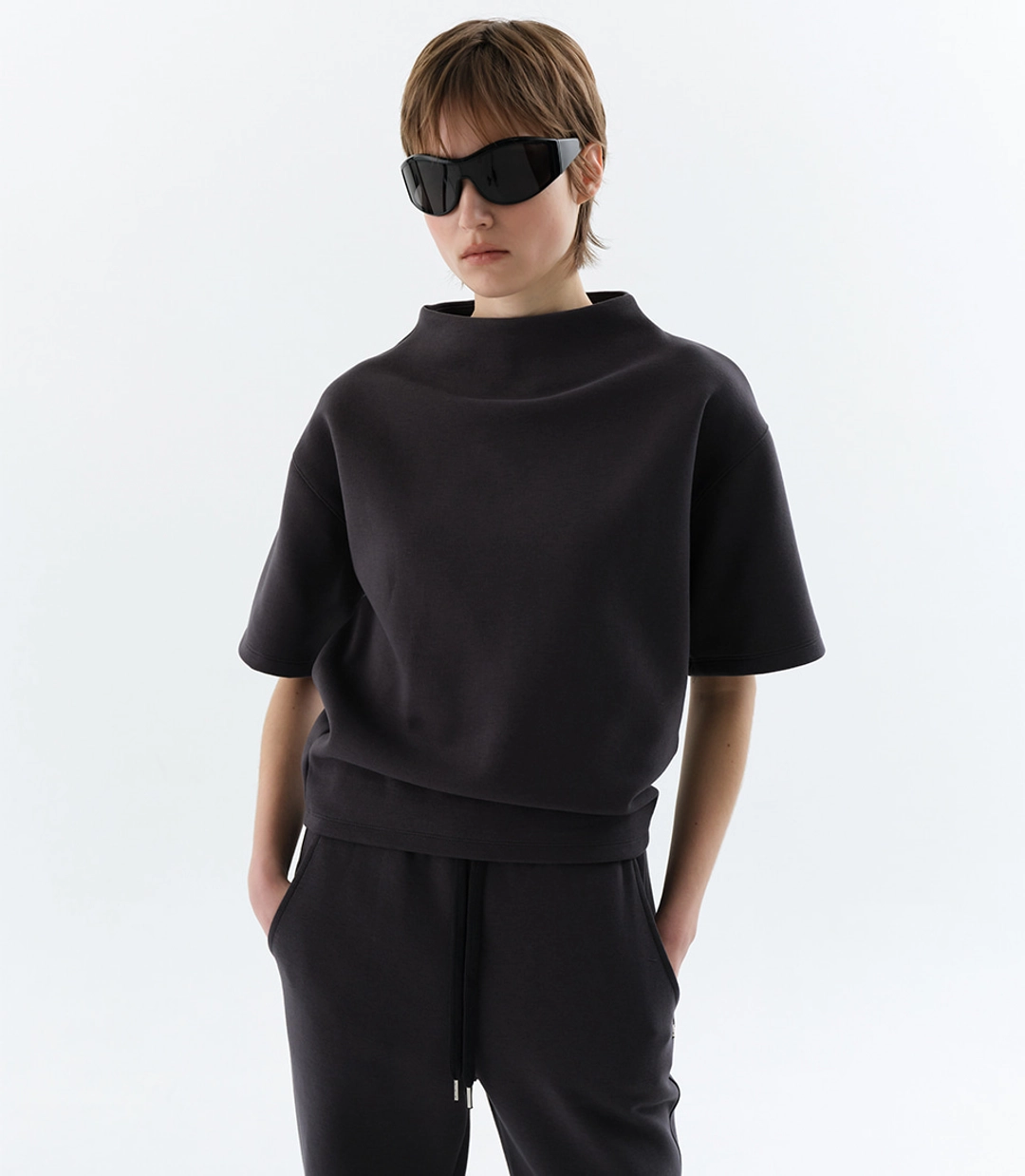씨에씨 DANISH HIGH NECK T-SHIRT 상품 이미지 2