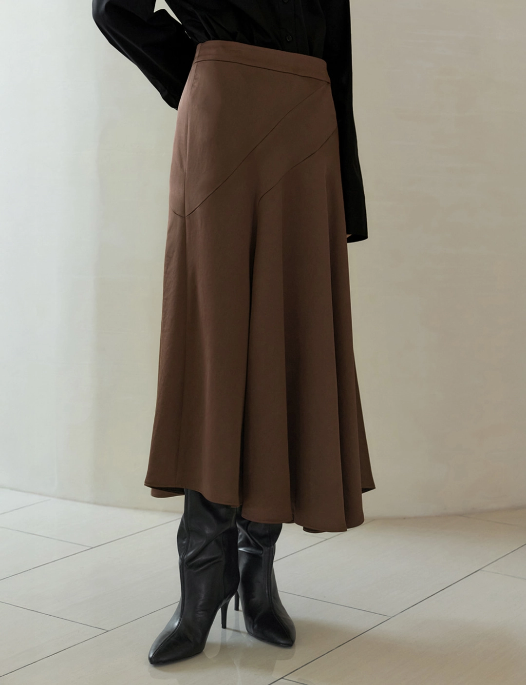 노미나떼 Satin Flow Skirt (Brown) 상품 이미지 2