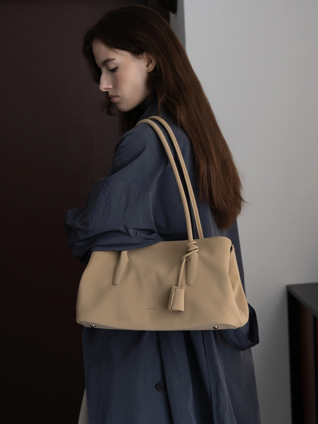루에브르 Visite Shoulder Medium FA6AB394-NA 상품 이미지 1
