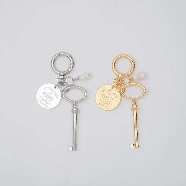 (Z-KR-0006)ATELIER NAIN GOODS VINTAGE LOGO PEARL KEYRING