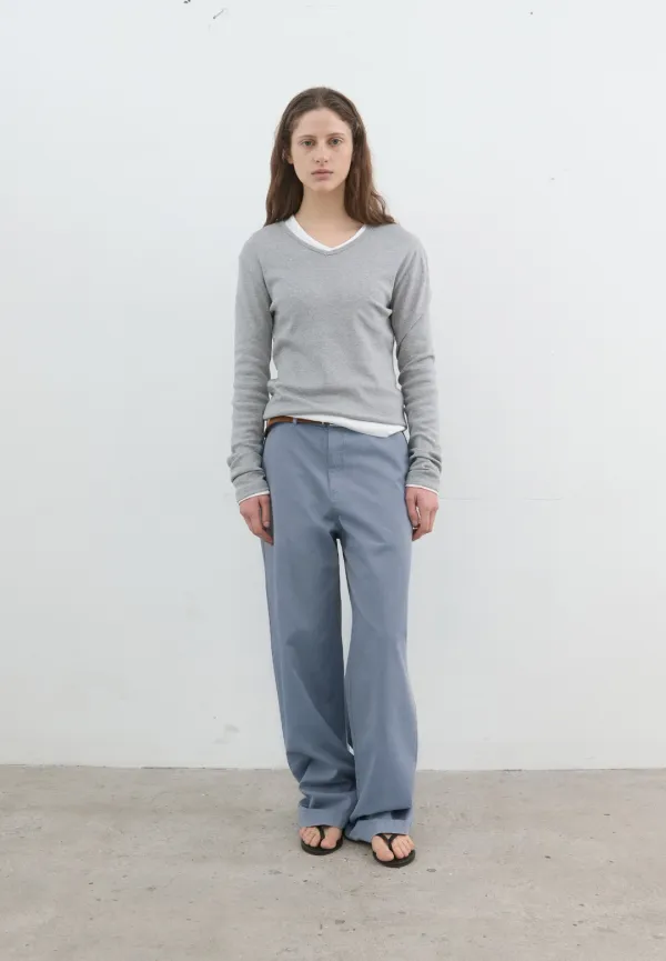 Essential v-neck long sleeve (gray)