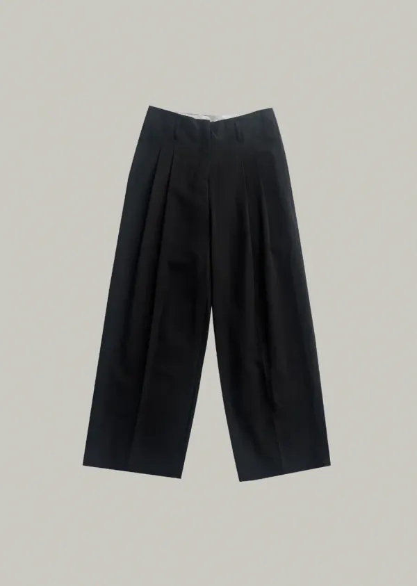 wide two tuck pants