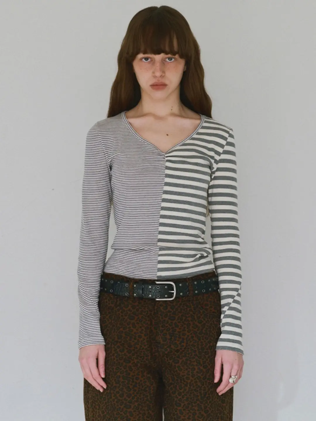 밀로 우먼 Mixed Pattern T-Shirt [Stripe Gray] 상품 이미지 1