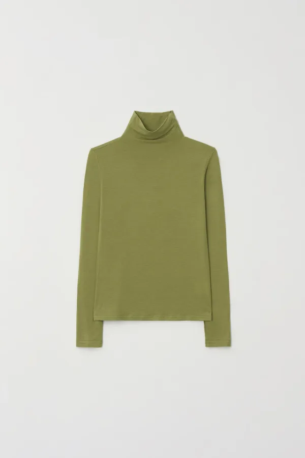 [3rd] Mock Turtleneck