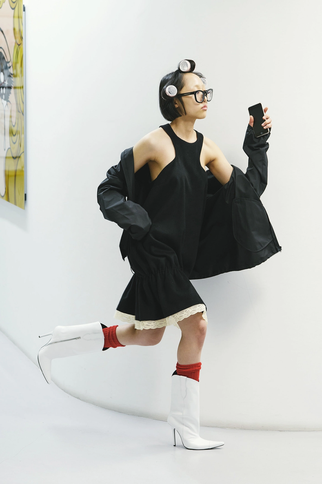 푸쉬버튼 FW25 UNDERLINE BLACK HALTER NECK DRESS 상품 이미지 2