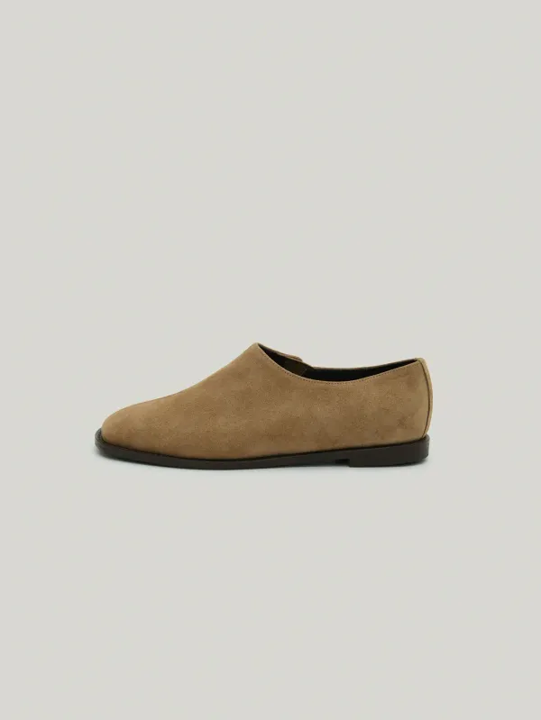BASE TOP LOAFER (SUEDE SAND)