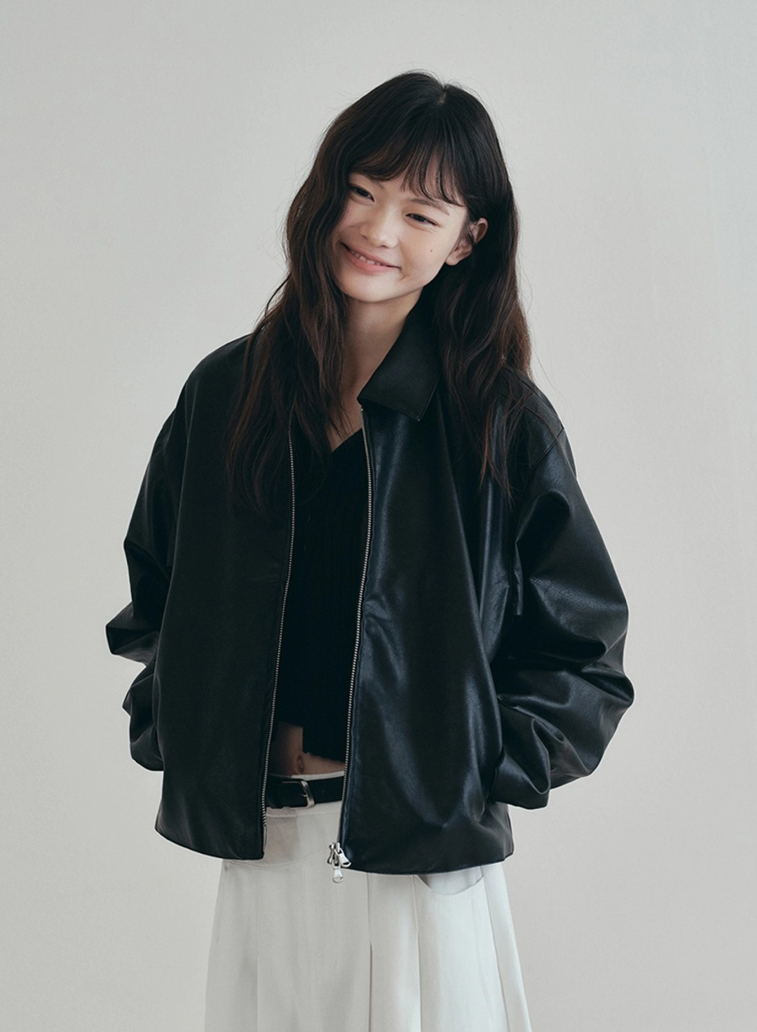 로에일 투웨이 레더 집업 자켓 - 블랙 상품 이미지 2