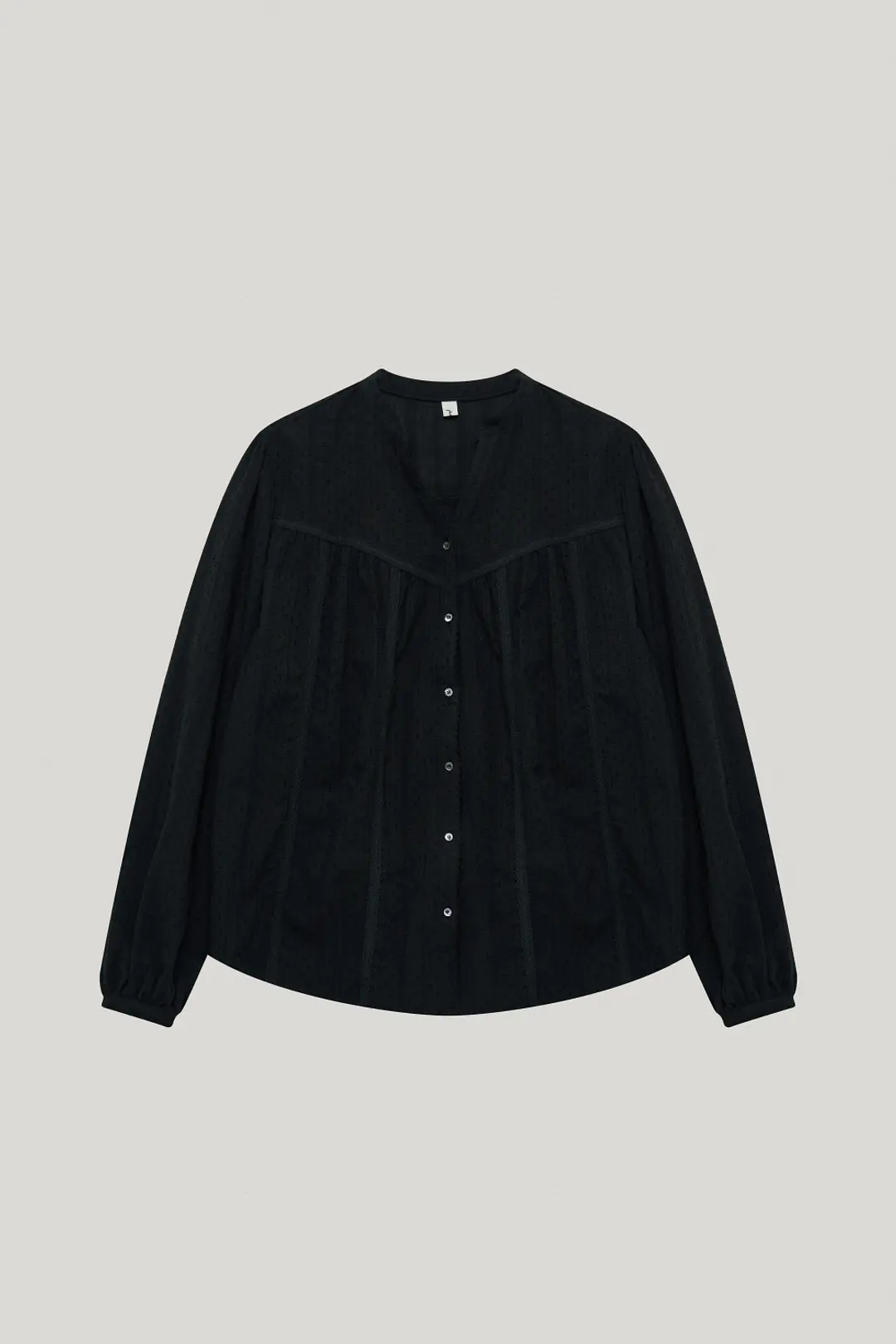 포에트 서울 pure lace punching blouse_black 상품 이미지 2