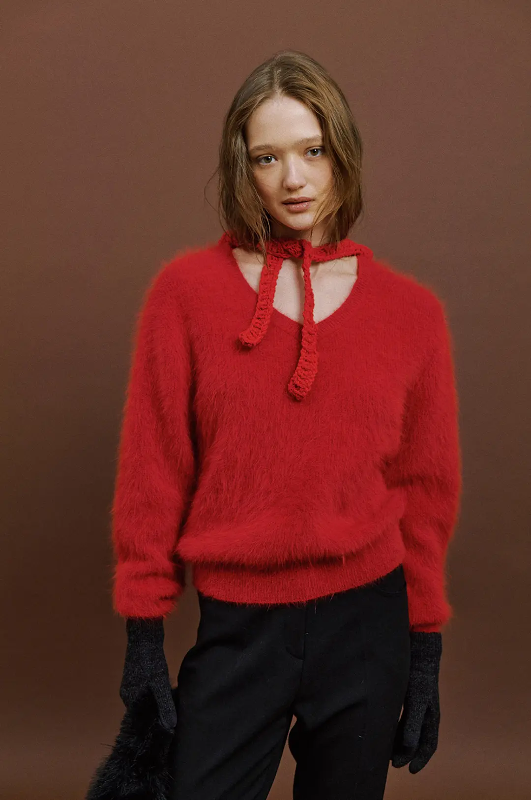 엘오61 Hairy V-neck Sweater in Red 상품 이미지 2