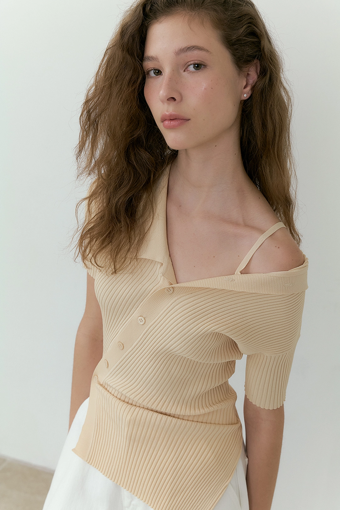 루시르주 Diagonal Collar Knit (cream) 상품 이미지 1