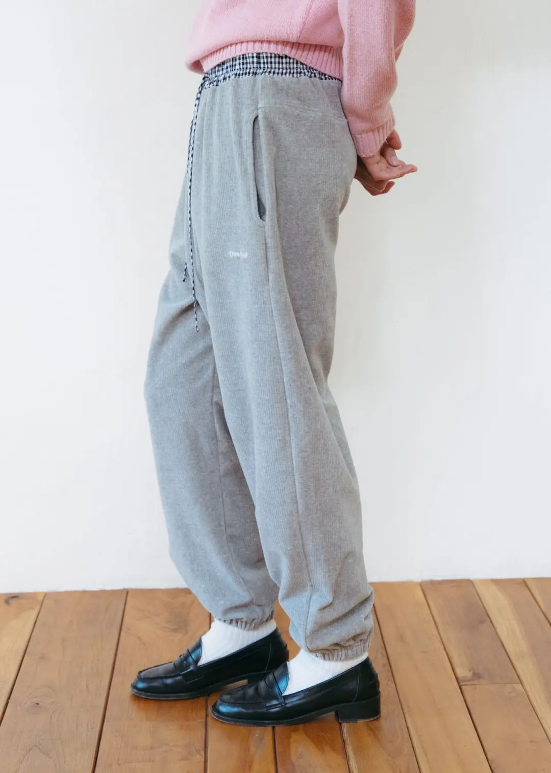 온무드 CHECK POINT JOGGER PANTS - GRAY 상품 이미지 2