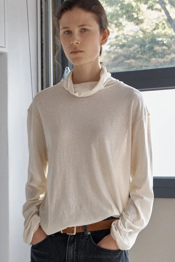 soft poloneck tee - cream