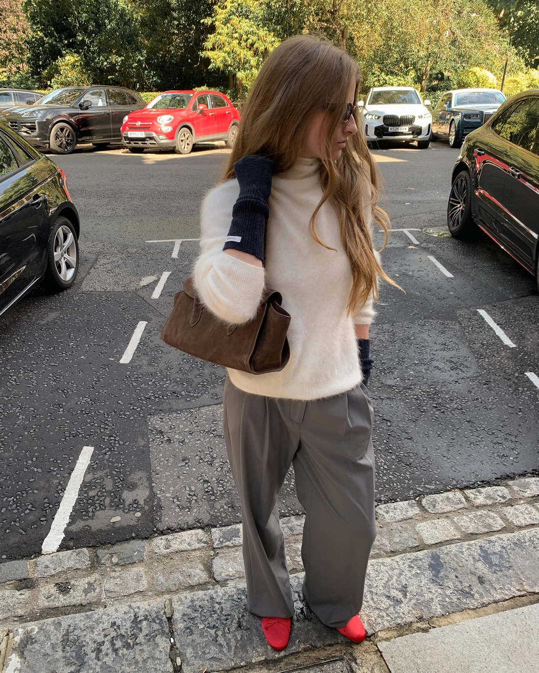 누아르나인 [9/17 순차배송] Hairy High Neck Knit [IVORY] 상품 이미지 2