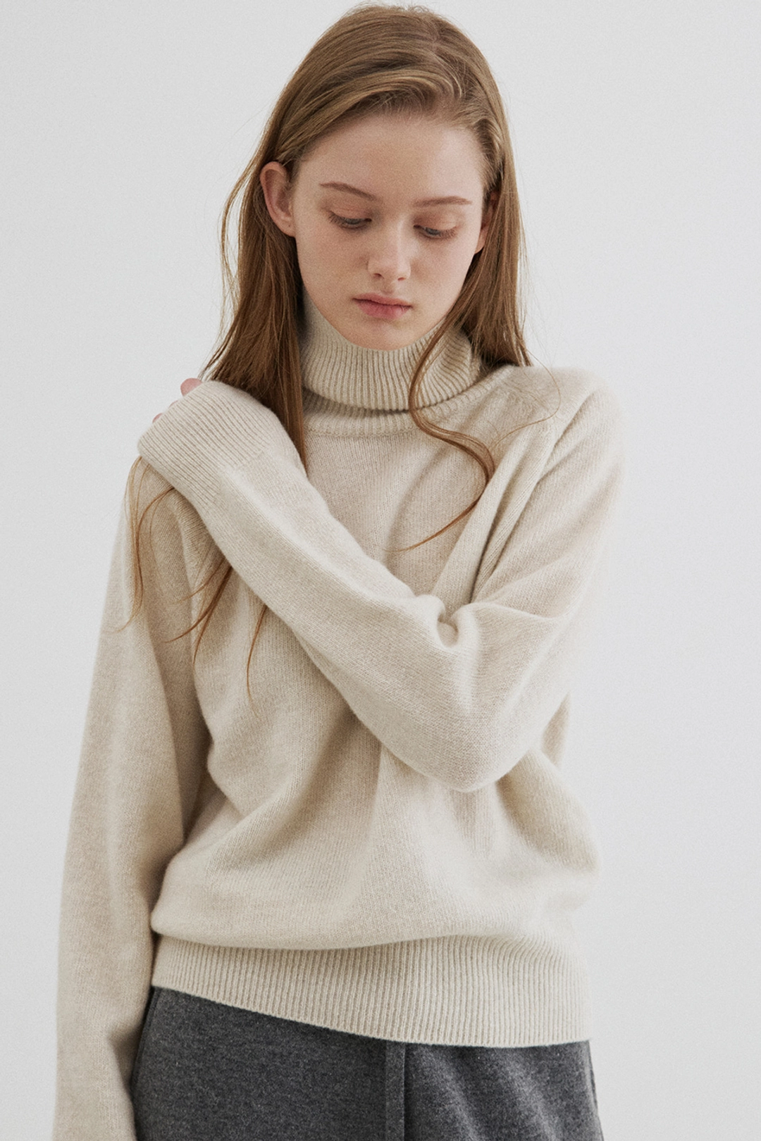 블랭크공삼 cashmere blended turtleneck (fade oatmeal) 상품 이미지 3