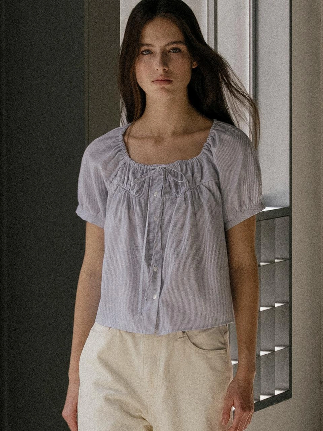 노운베러 Shirring ribbon blouse [KNSS03BL05]_Blue 상품 이미지 2