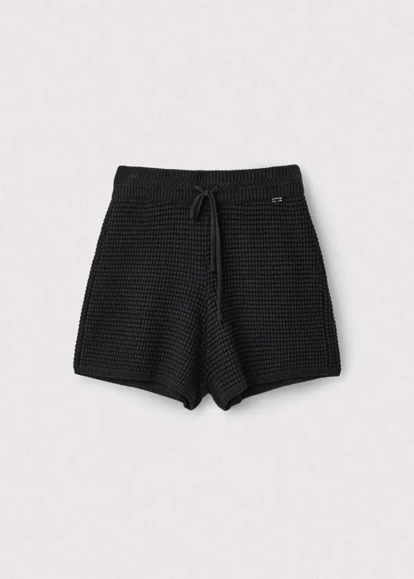 Korean paper yarn crochet shorts_Black