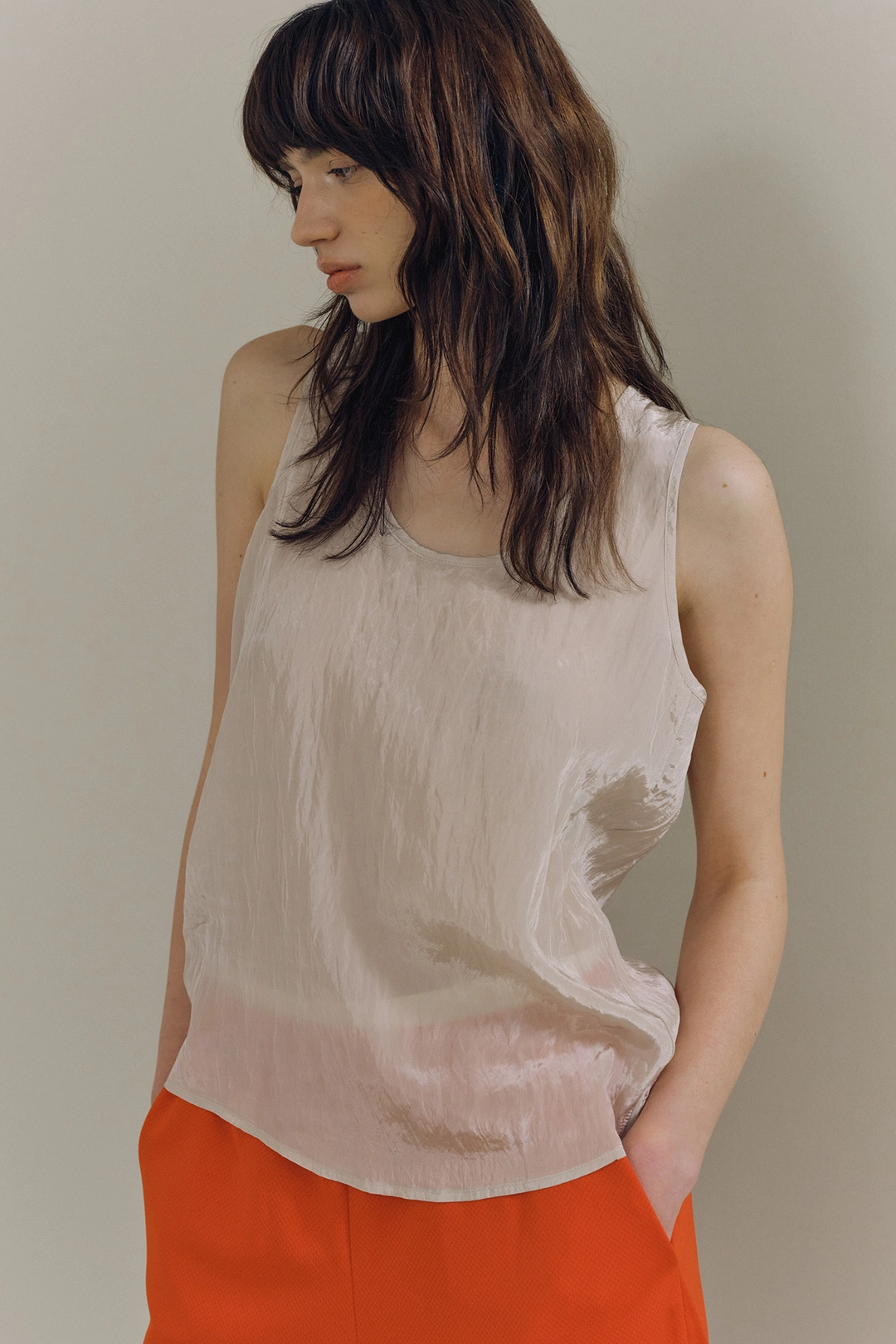 포지프레클즈 Glow Sleeveless Blouse_Taupe Cream 상품 이미지 1